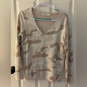 Vineyard Vines Sweater